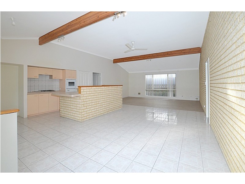 16 Etherington Avenue, Spearwood WA 6163