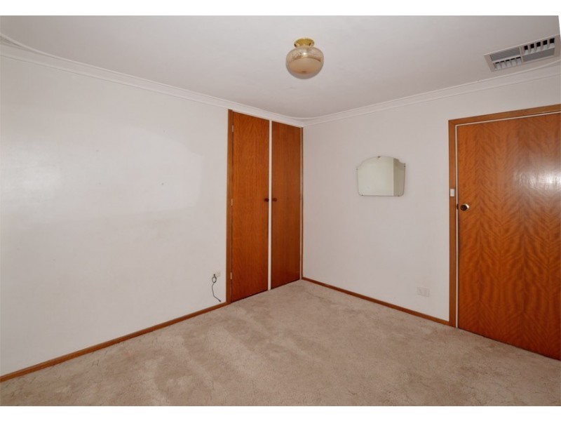 1 Falcon Court, Willetton WA 6155