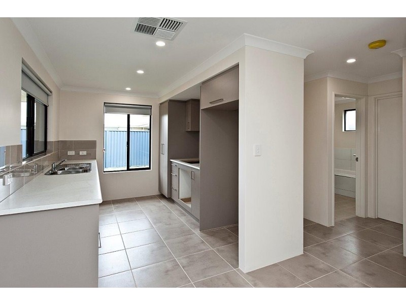 8 Benger Way, Baldivis WA 6171