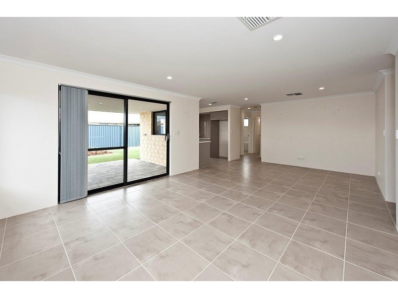 8 Benger Way, Baldivis WA 6171