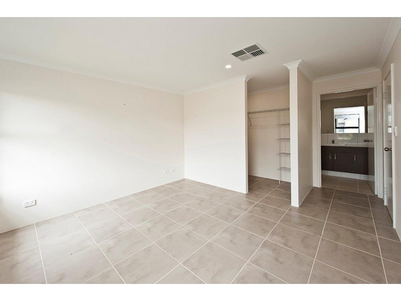 8 Benger Way, Baldivis WA 6171