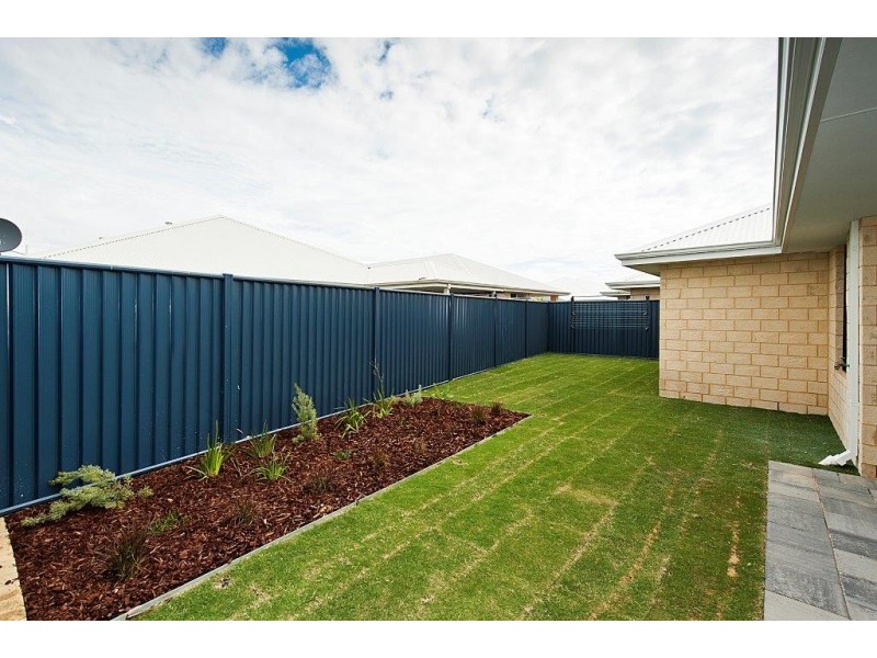 8 Benger Way, Baldivis WA 6171