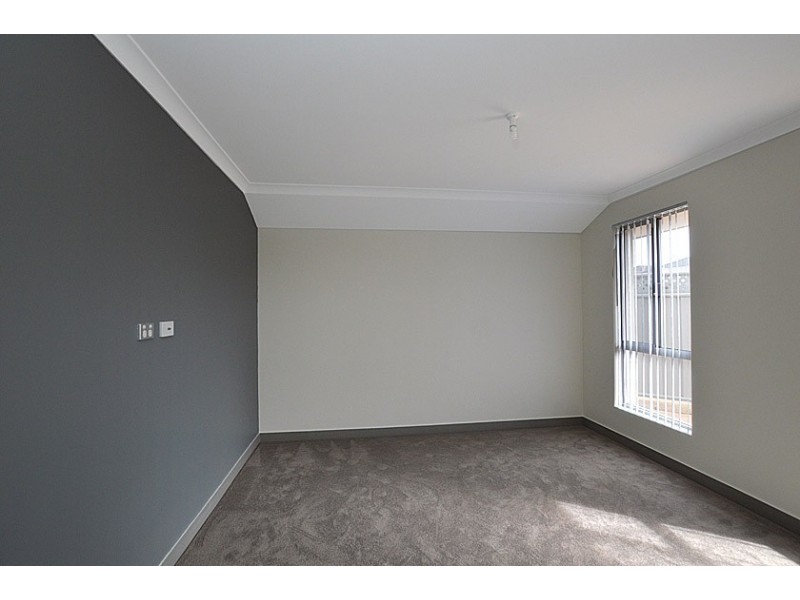 3 Bellingham Parade, Wellard WA 6170