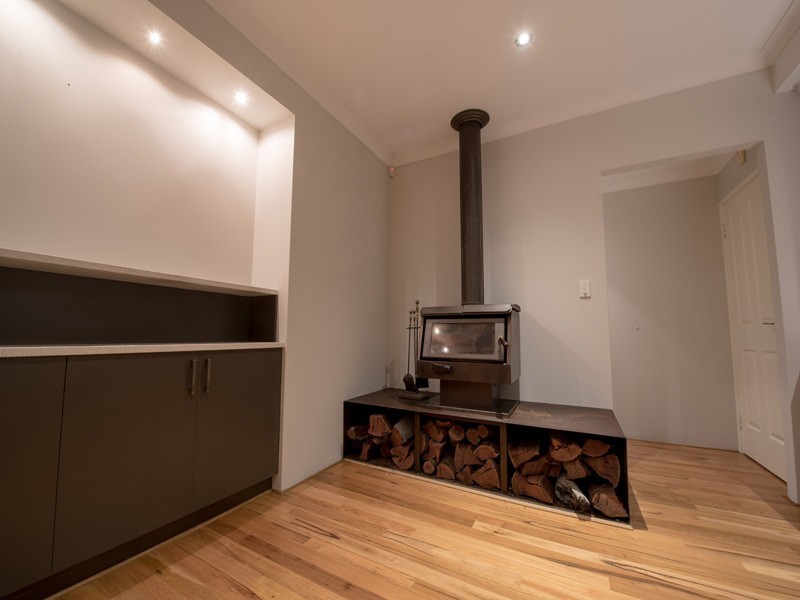 18A Harwood Street, Hilton WA 6163