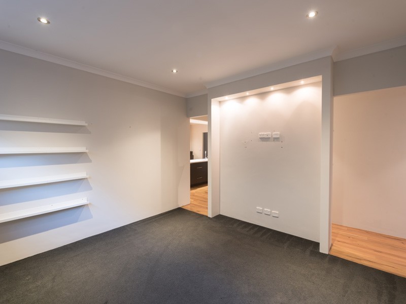 18A Harwood Street, Hilton WA 6163