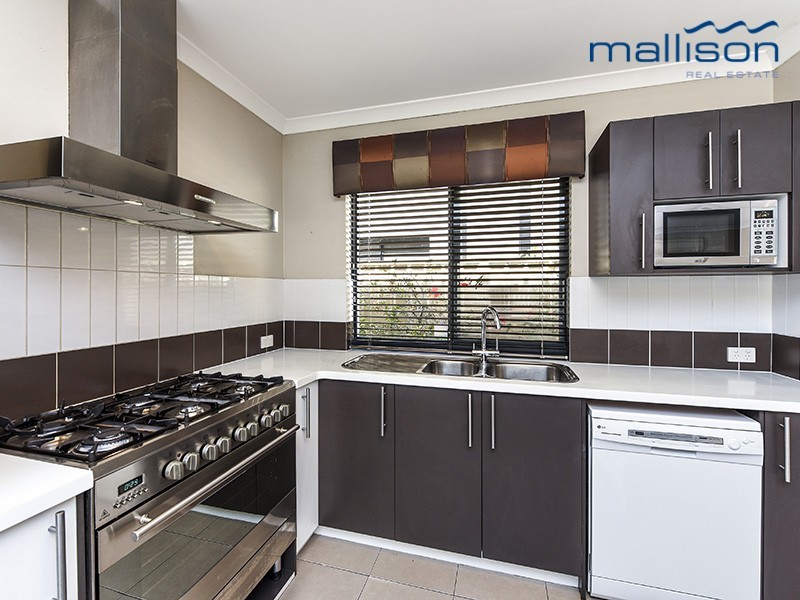 36 Admiralty Road, Canning Vale WA 6155