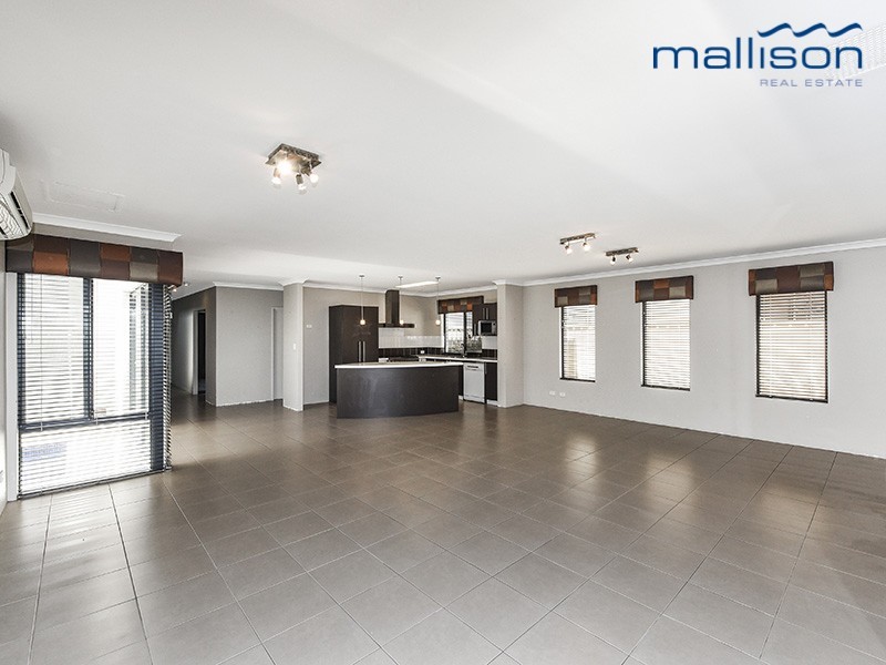 36 Admiralty Road, Canning Vale WA 6155