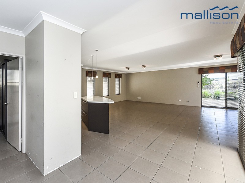 36 Admiralty Road, Canning Vale WA 6155