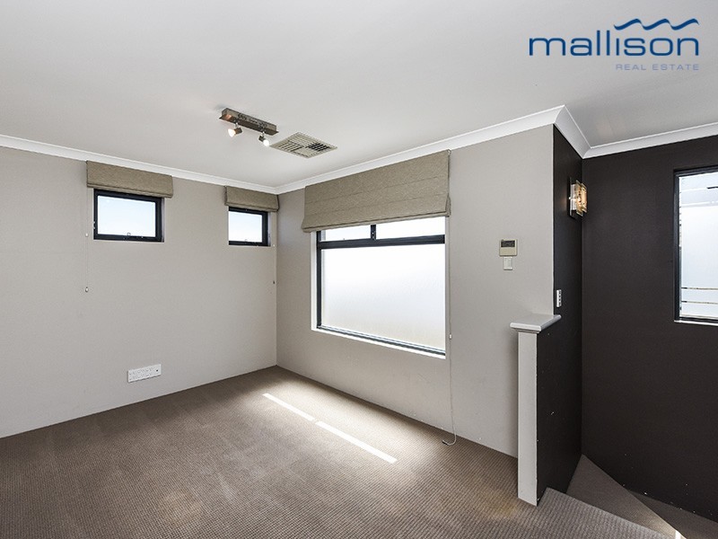 36 Admiralty Road, Canning Vale WA 6155