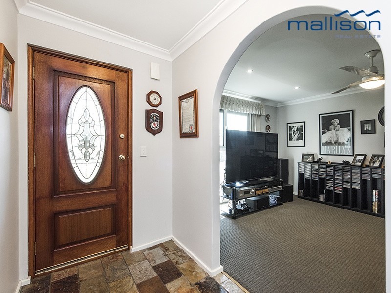 5 Bessant Court, Camillo WA 6111