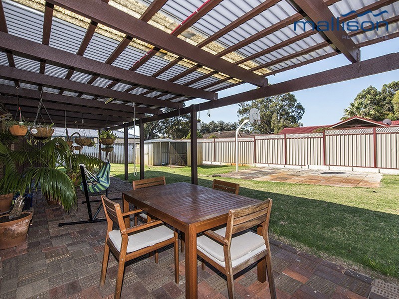 5 Bessant Court, Camillo WA 6111