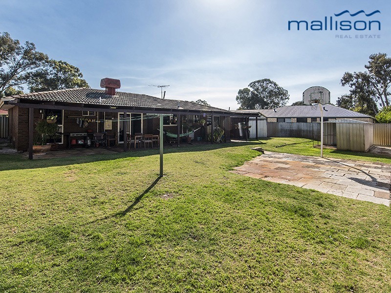 5 Bessant Court, Camillo WA 6111