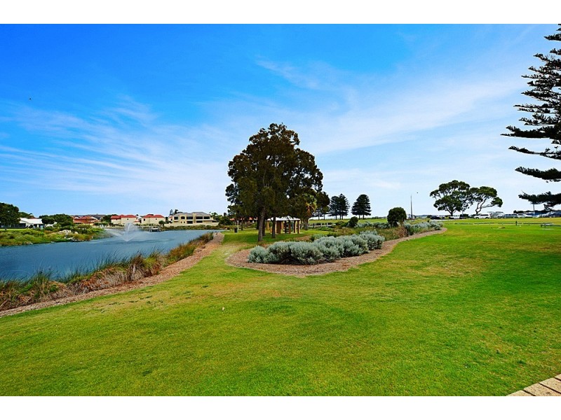 5/28 Fletcher Street, Rockingham WA 6168