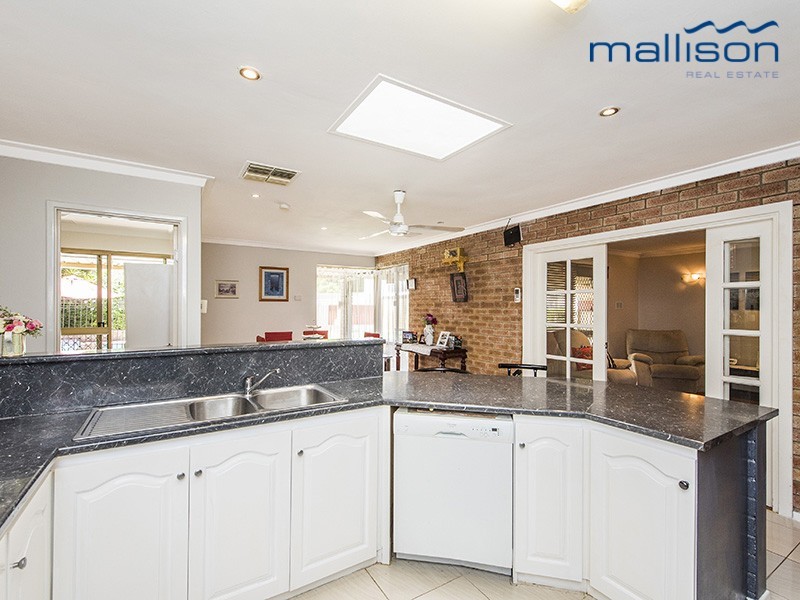 58 Regal Drive, Thornlie WA 6108