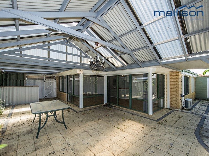 11 Passionfruit Way, Forrestfield WA 6058