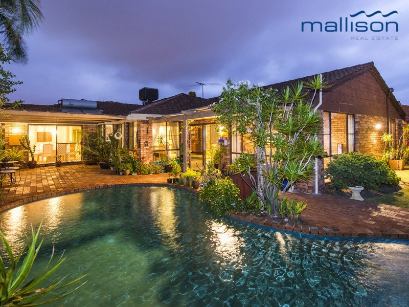 3 Desby Place, Leeming WA 6149