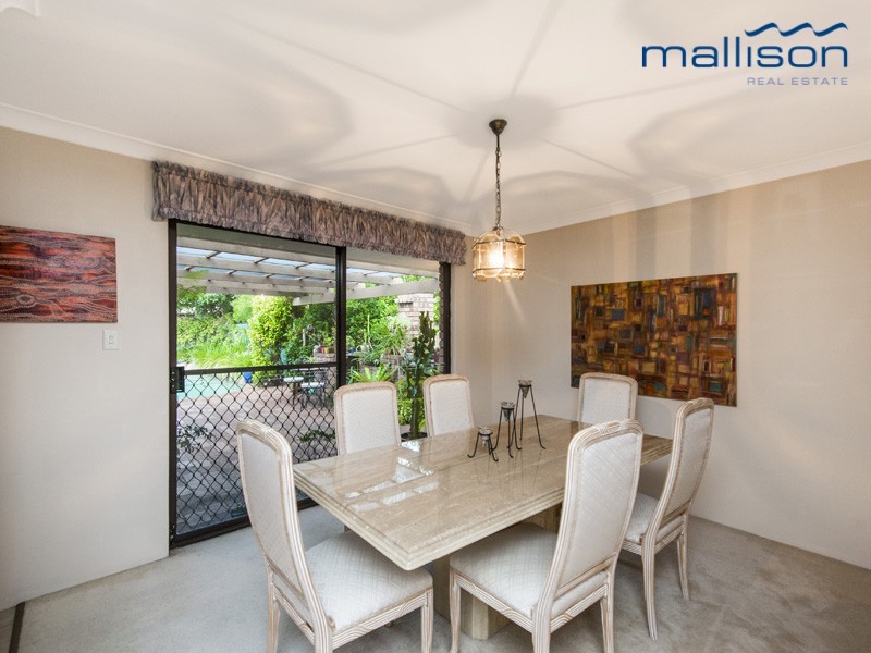 3 Desby Place, Leeming WA 6149