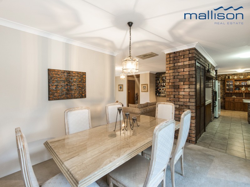 3 Desby Place, Leeming WA 6149