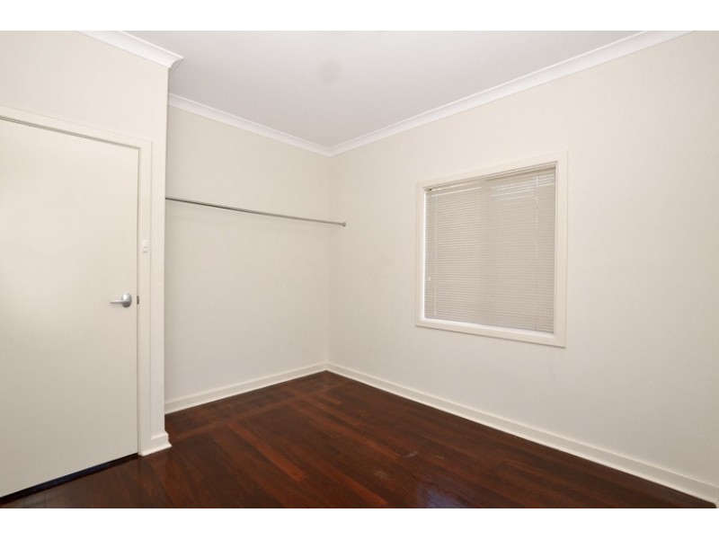 16 Camillo Street, Coolbellup WA 6163