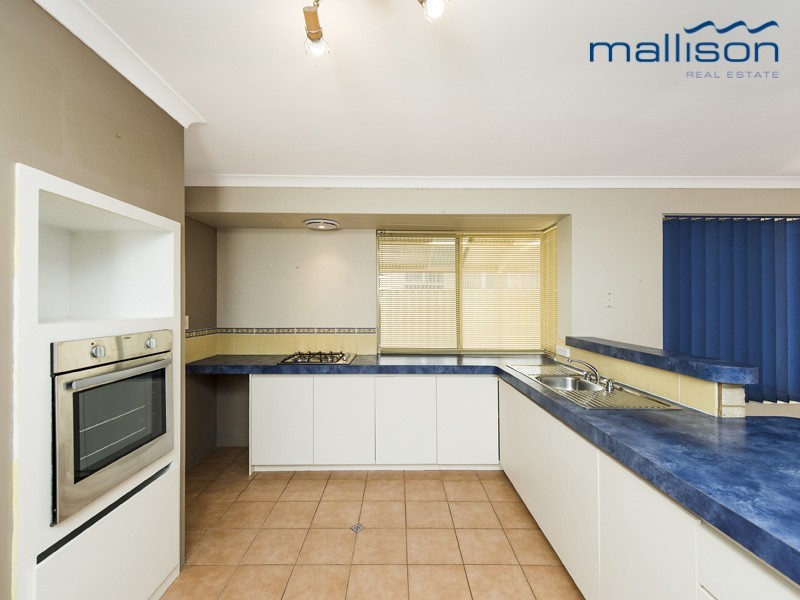 33 Eastwood Parade, Canning Vale WA 6155