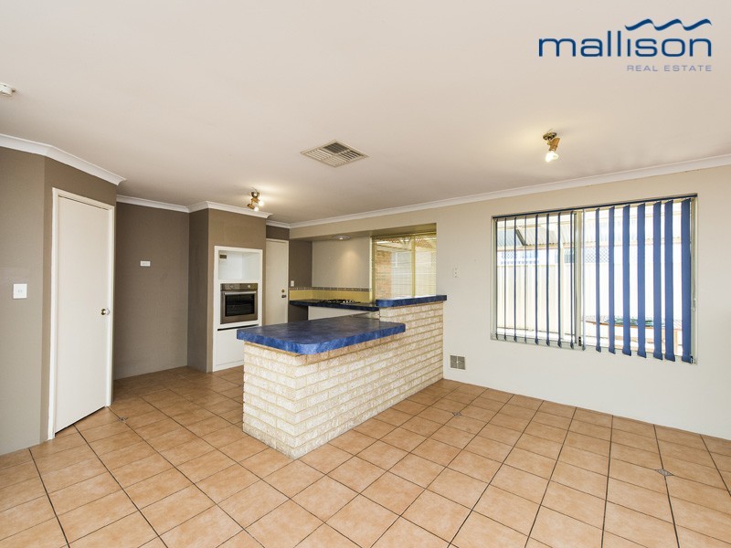 33 Eastwood Parade, Canning Vale WA 6155