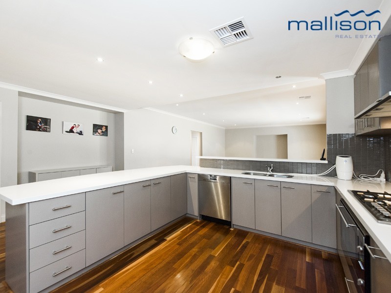 6 Alcaston Road, Harrisdale WA 6112