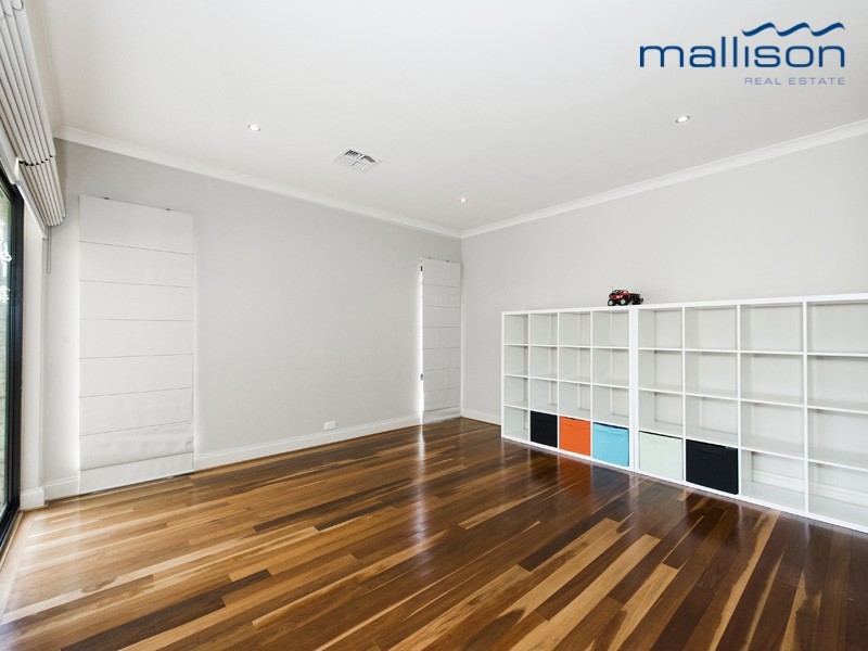 6 Alcaston Road, Harrisdale WA 6112