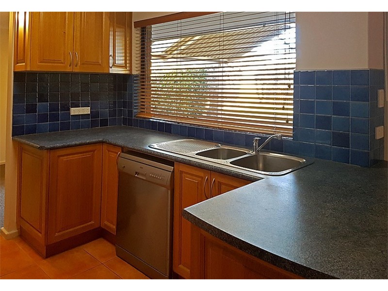 15 Silvertop Terrace, Willetton WA 6155