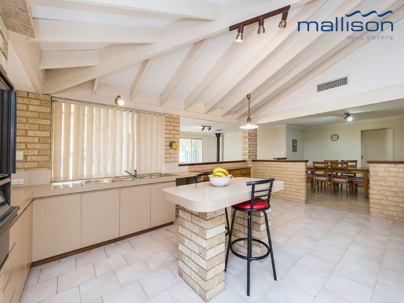 36 Casserly Drive, Leeming WA 6149