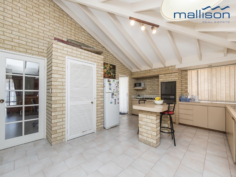 36 Casserly Drive, Leeming WA 6149