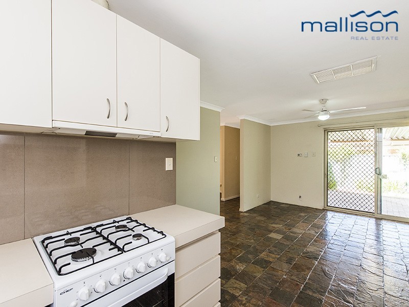 14 Carakine Grove, Thornlie WA 6108