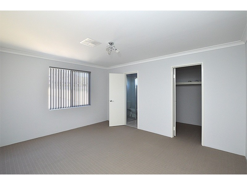 18B Hicks Road, Kelmscott WA 6111