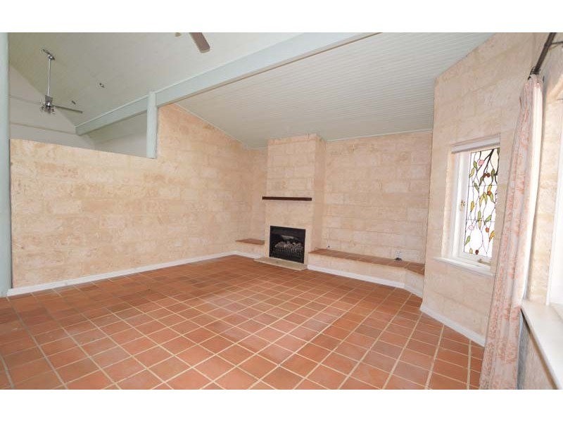 16A Lambert Street, Alfred Cove WA 6154