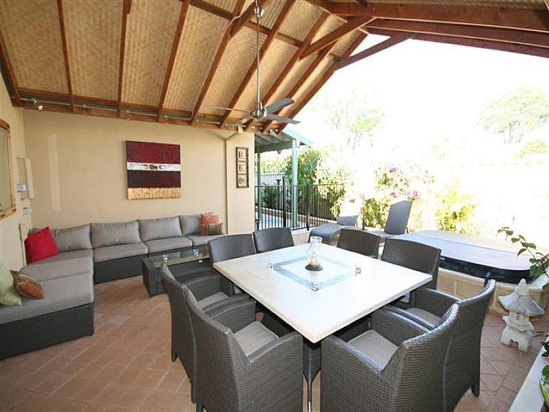 16A Lambert Street, Alfred Cove WA 6154