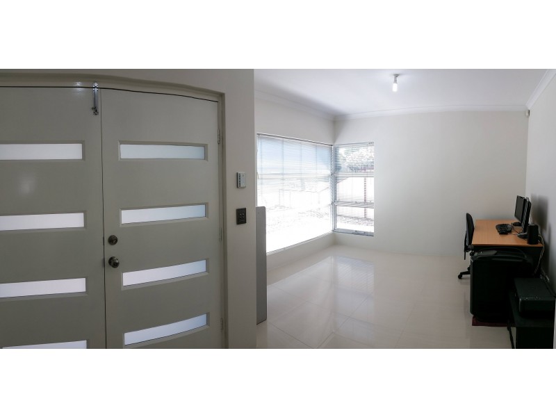 35 Range View Way, Thornlie WA 6108