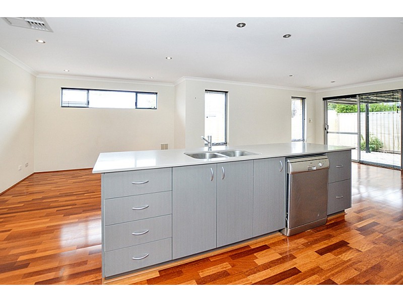 19/42 Baler Court, Hammond Park WA 6164