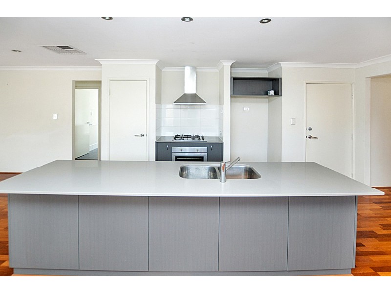 19/42 Baler Court, Hammond Park WA 6164