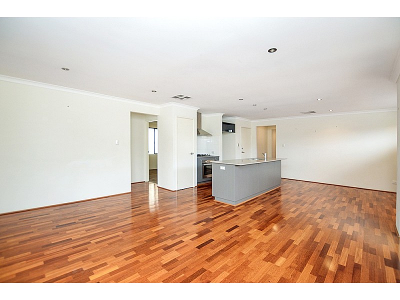 19/42 Baler Court, Hammond Park WA 6164