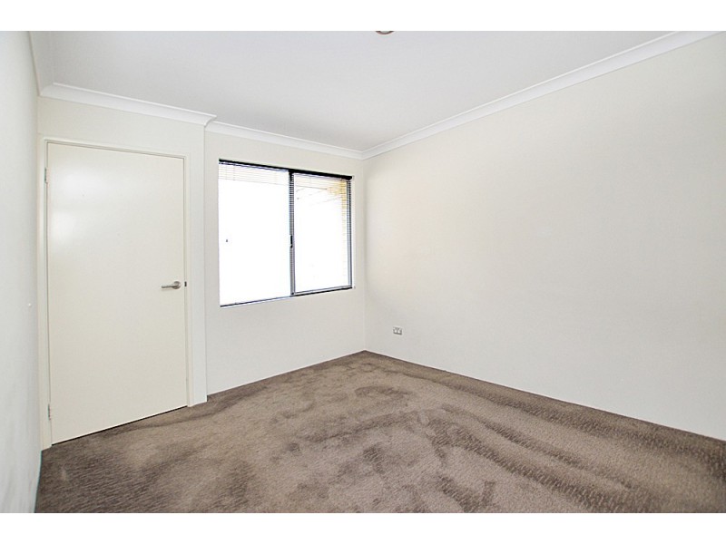 19/42 Baler Court, Hammond Park WA 6164