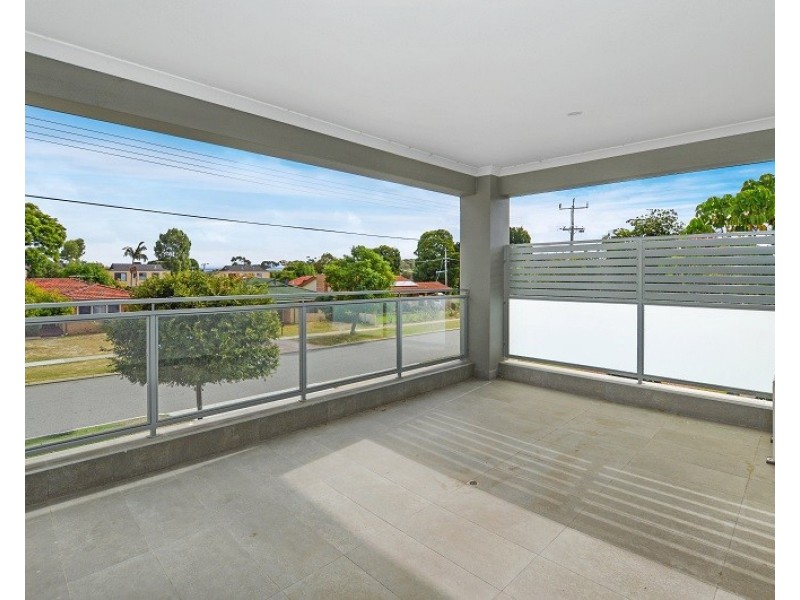 205 Fisher Street, Cloverdale WA 6105
