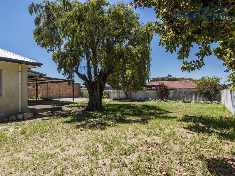 6 Wavelea Street, Safety Bay WA 6169