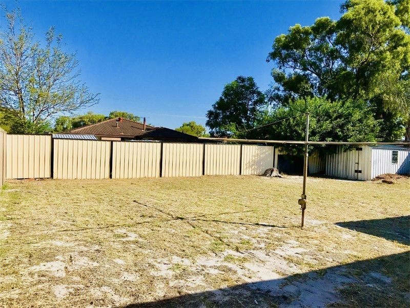 29 Dwyer Crescent, Gosnells WA 6110