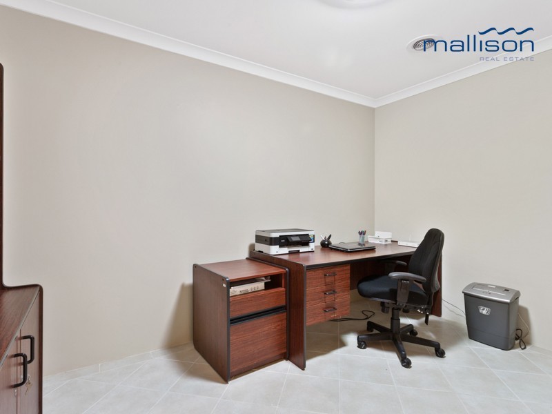 7 Dianella Road, Hammond Park WA 6164