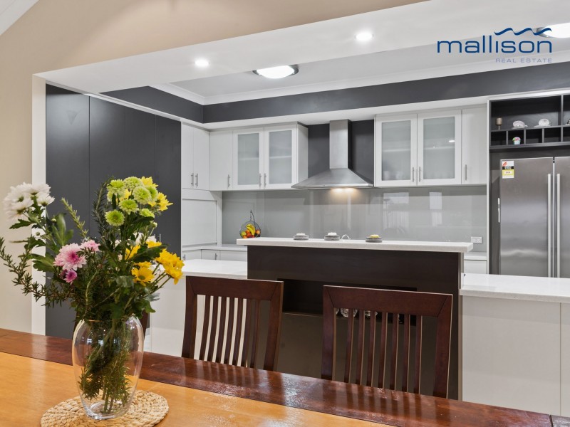 7 Dianella Road, Hammond Park WA 6164