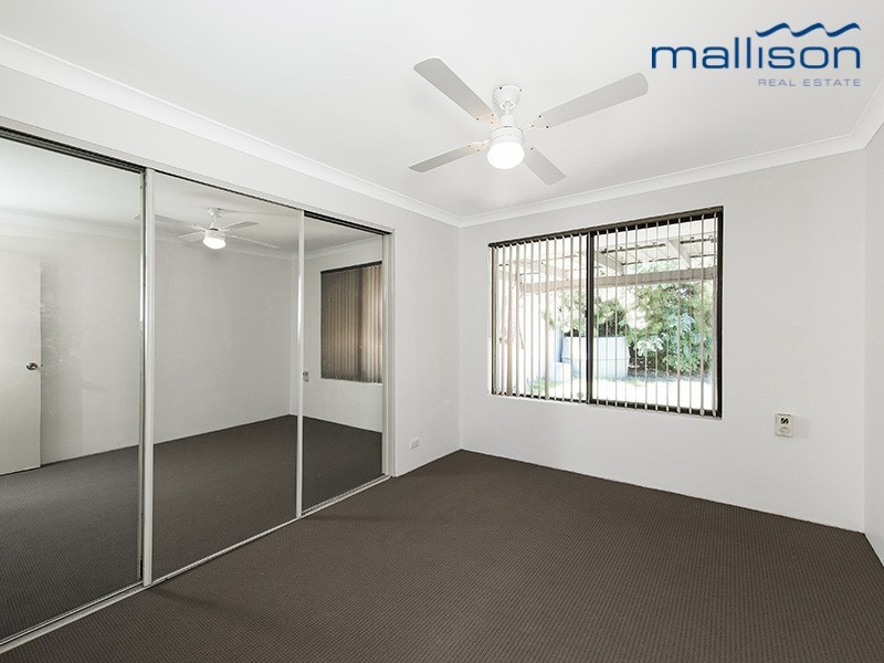 5 Hampton Court, Thornlie WA 6108