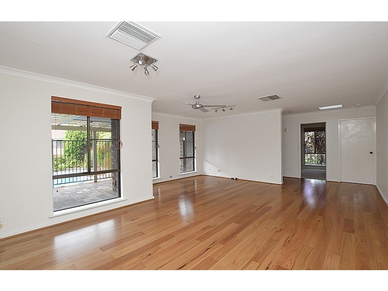 8 Shipton Place, Willetton WA 6155