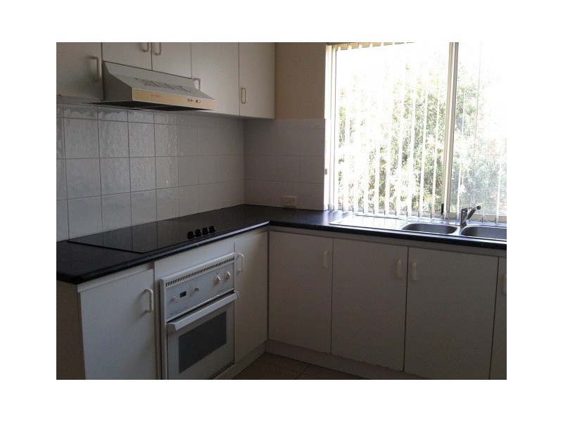 15/92 Gilbertson Road, Kardinya WA 6163