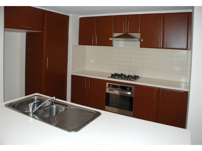 17/5 Eastleigh Loop, Currambine WA 6028