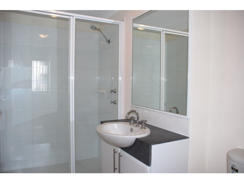 17/5 Eastleigh Loop, Currambine WA 6028