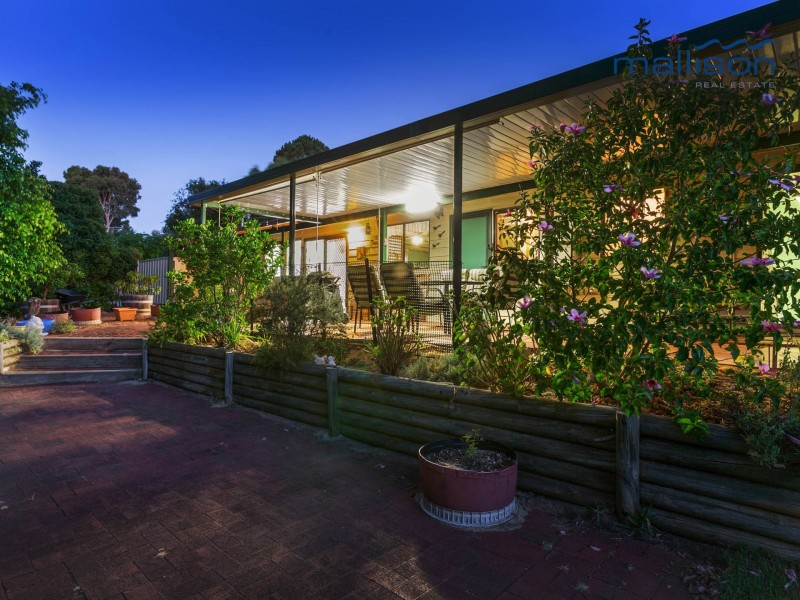 22 Onyx Road, Mount Richon WA 6112